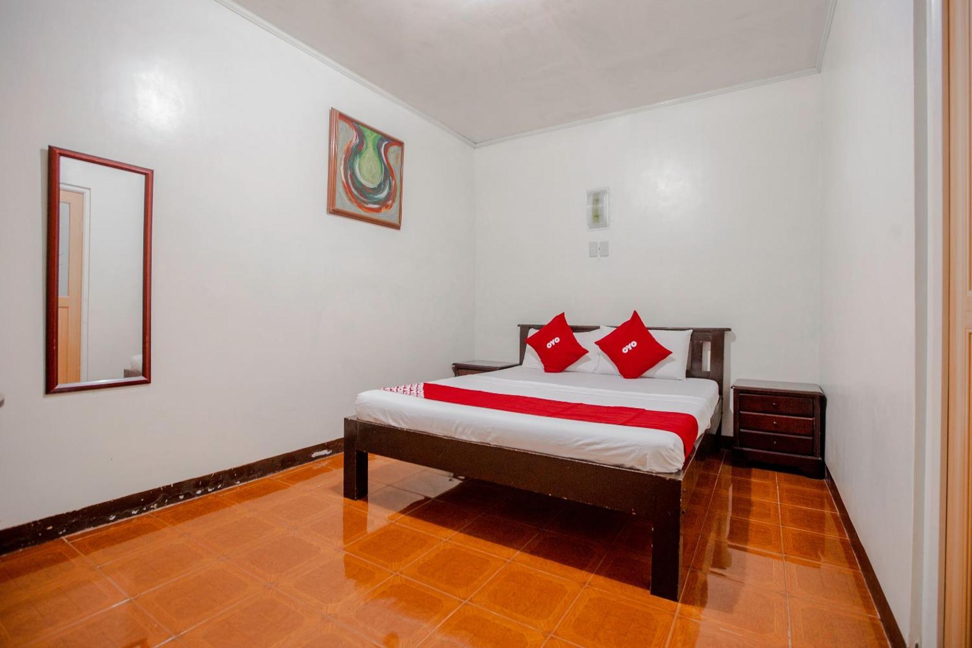 OYO 741 Sierra Travellers Inn Tagaytay City Eksteriør bilde