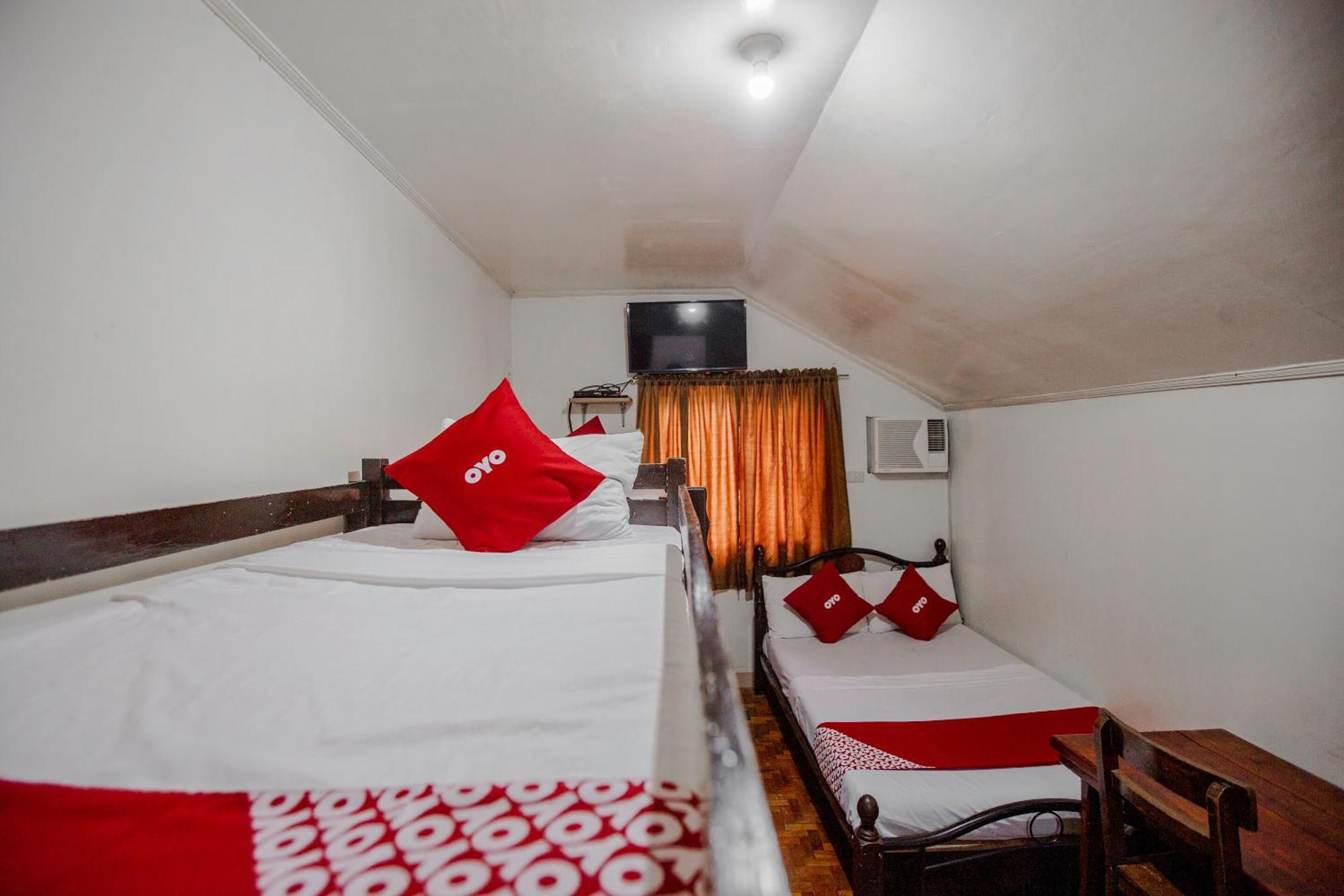 OYO 741 Sierra Travellers Inn Tagaytay City Eksteriør bilde