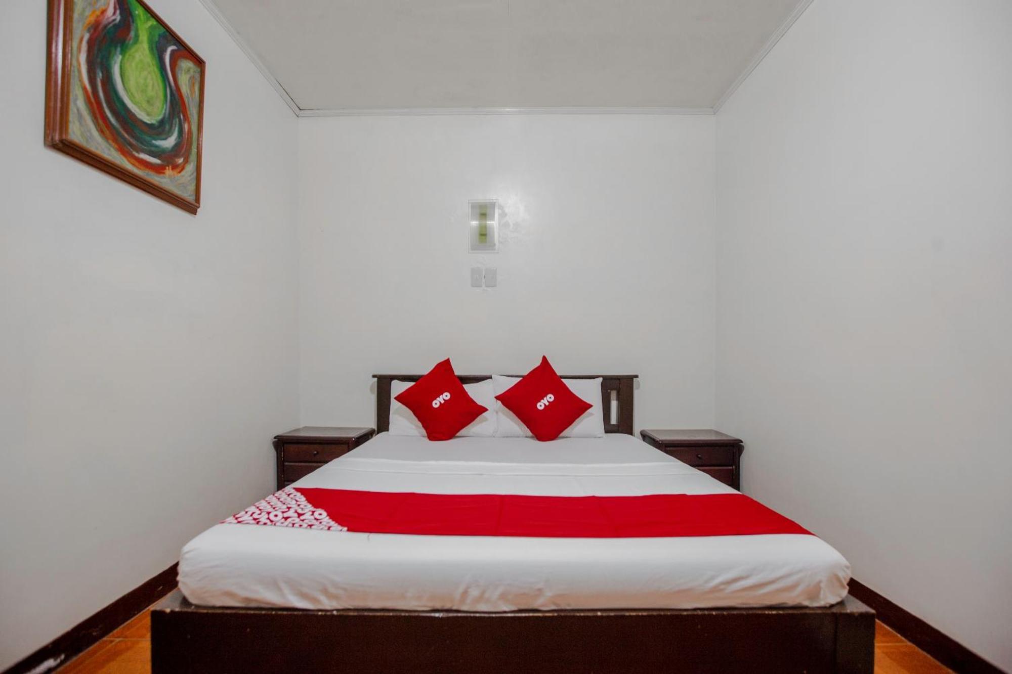 OYO 741 Sierra Travellers Inn Tagaytay City Eksteriør bilde