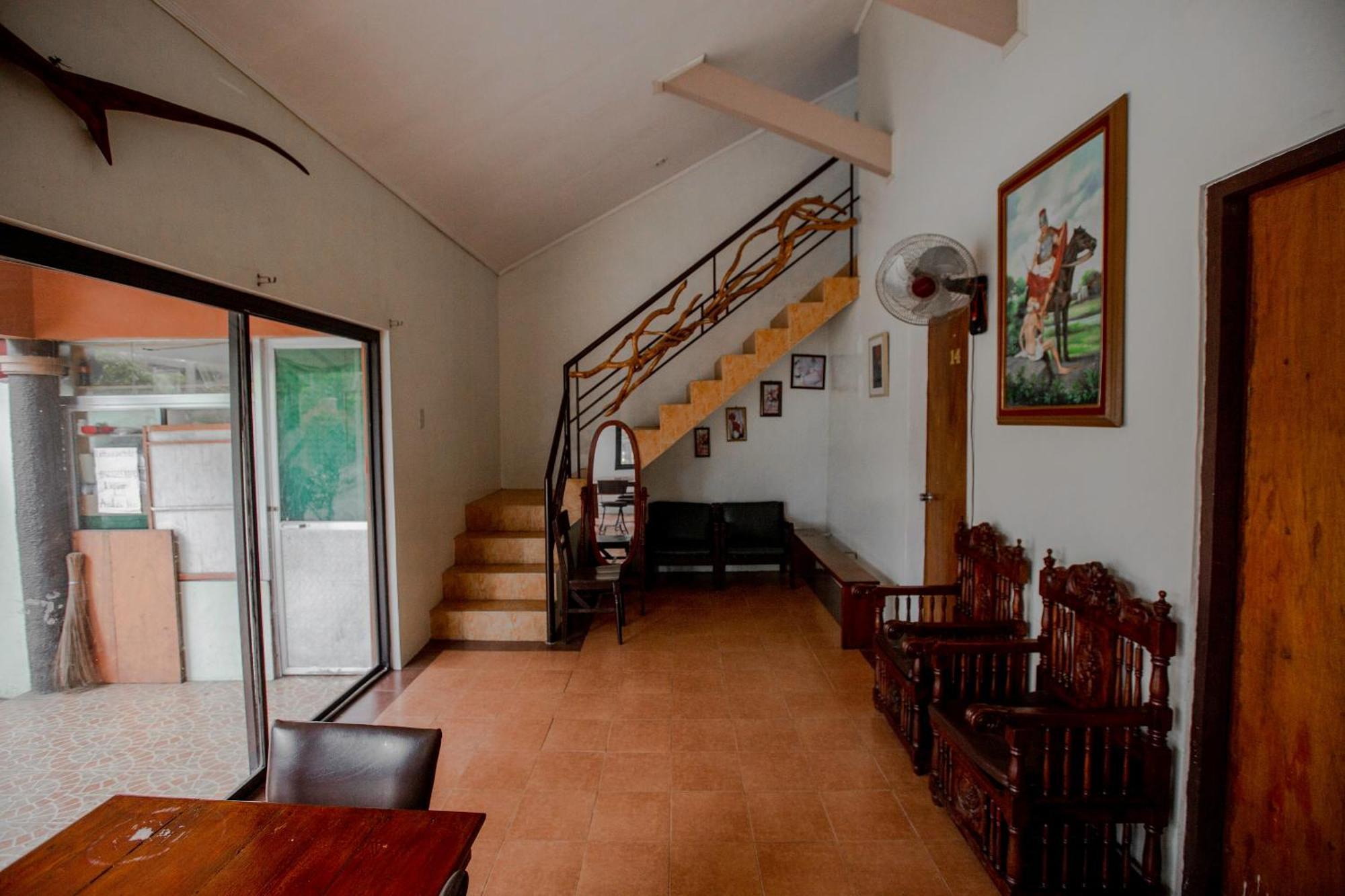 OYO 741 Sierra Travellers Inn Tagaytay City Eksteriør bilde
