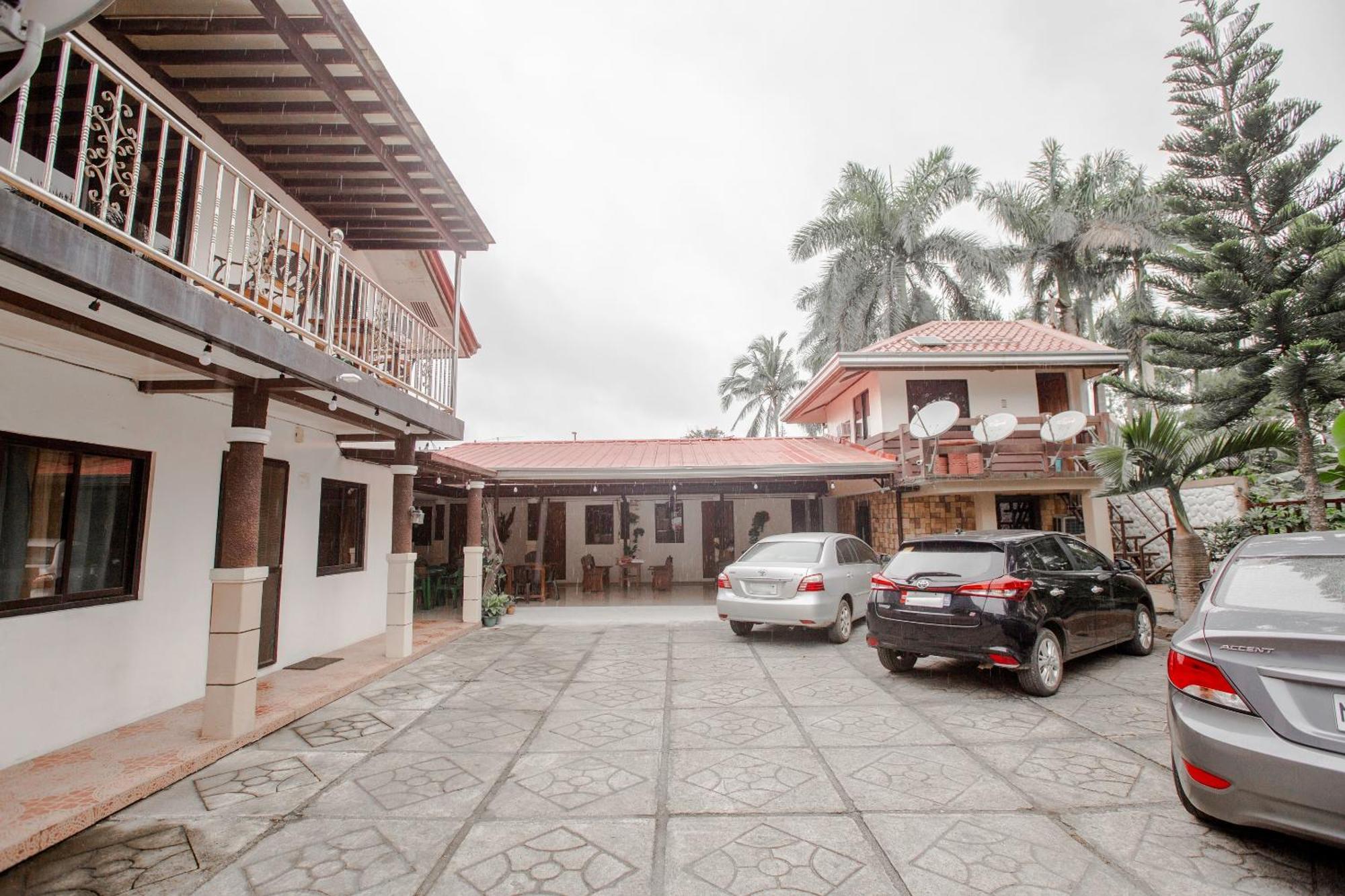 OYO 741 Sierra Travellers Inn Tagaytay City Eksteriør bilde